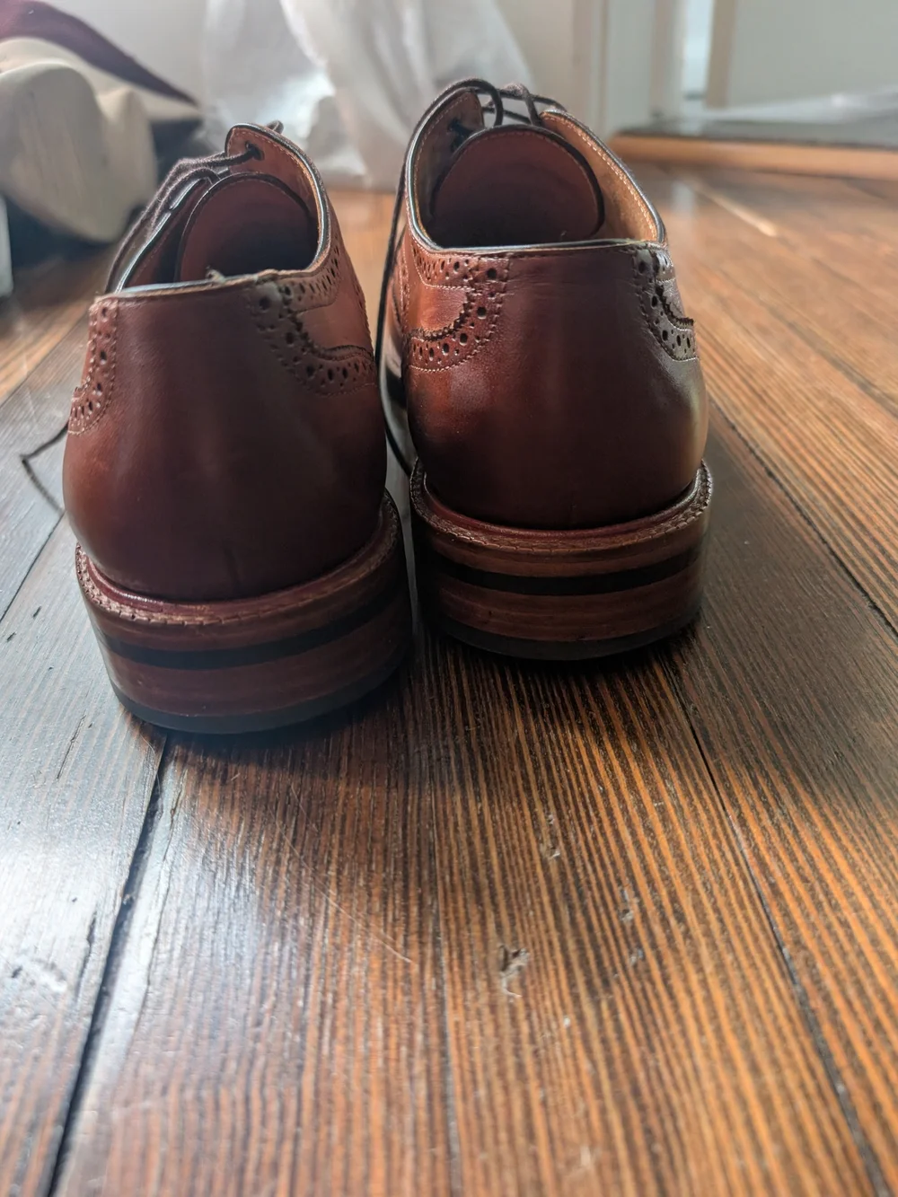 Beckett Simonon Men's British Tan Brogue Wingtip Leather Derby Shoes